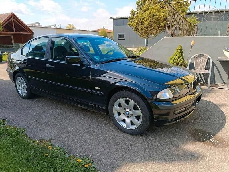 Gebraucht BMW 316 116 PS (85 kW) 1999 Schwarz Limousine