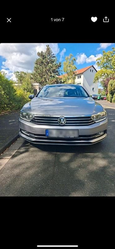 Grau Gebraucht 2019 VW Passat Limousine | 11.500 € (Guter Preis) - Bild 1/4