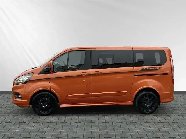 Gebraucht Ford Tourneo Custom Sport 185 PS (136 kW) 2023 Orange Van