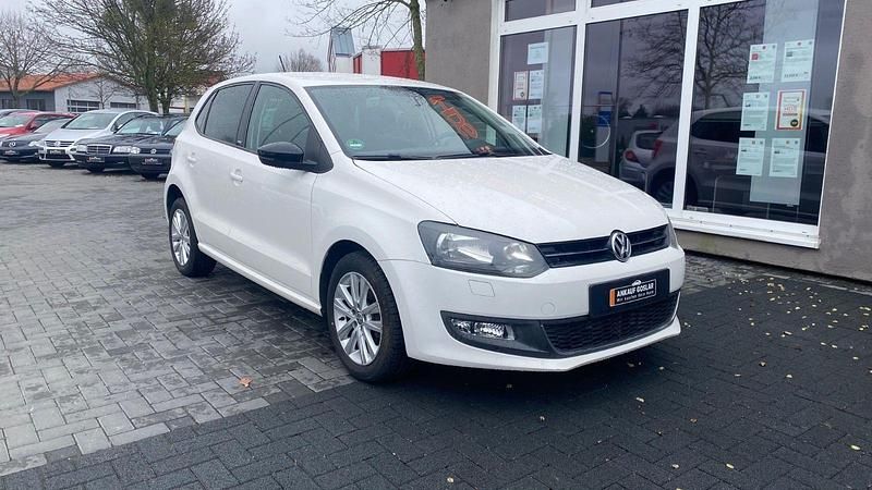 Gebraucht VW Polo Style 69 PS (50 kW) 2011 Weiß Limousine