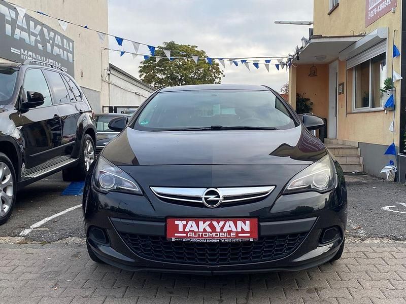 Gebraucht Opel Astra GTC Edition 101 PS (74 kW) 2011 Coupé