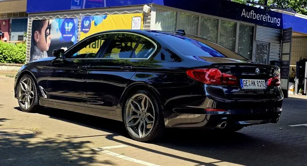 Gebraucht BMW 520 190 PS (139 kW) 2019 Schwarz Limousine