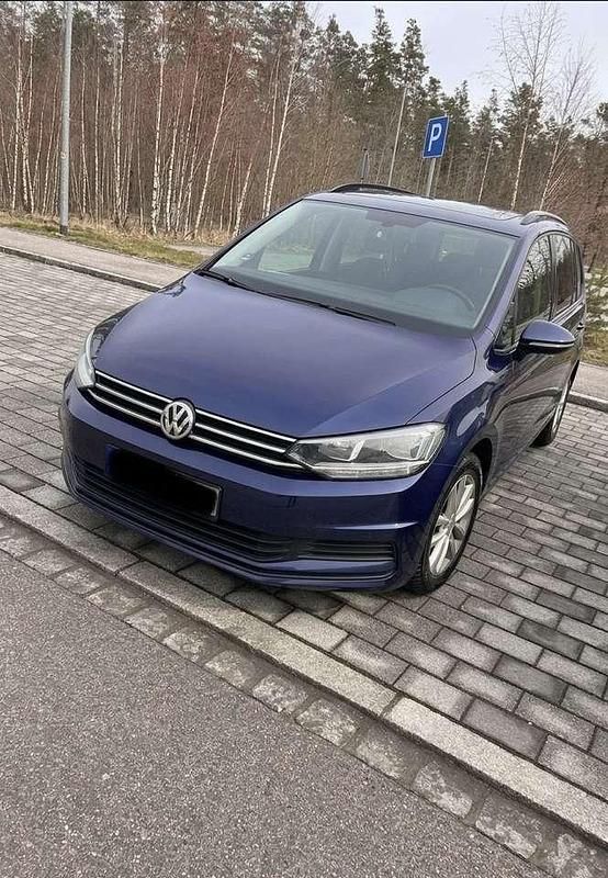 Gebraucht VW Touran Comfortline 150 PS (110 kW) 2019 Blau Van / Kleinbus