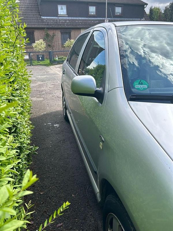 Gebraucht Skoda Fabia Comfort 75 PS (55 kW) 2001 Silber Kleinwagen