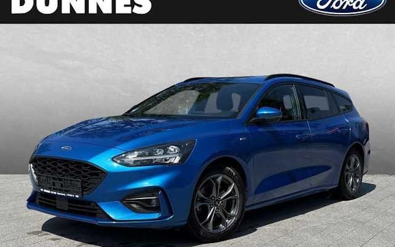 Blau Gebraucht 2021 Ford Focus Trend Kombi | 18.995 € (Etwas zu teuer) - Bild 1/4