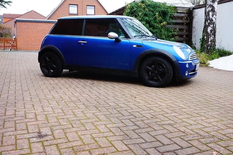 Blau Gebraucht 2005 Mini ONE Kleinwagen | 2.300 € (Guter Preis) - Bild 1/4