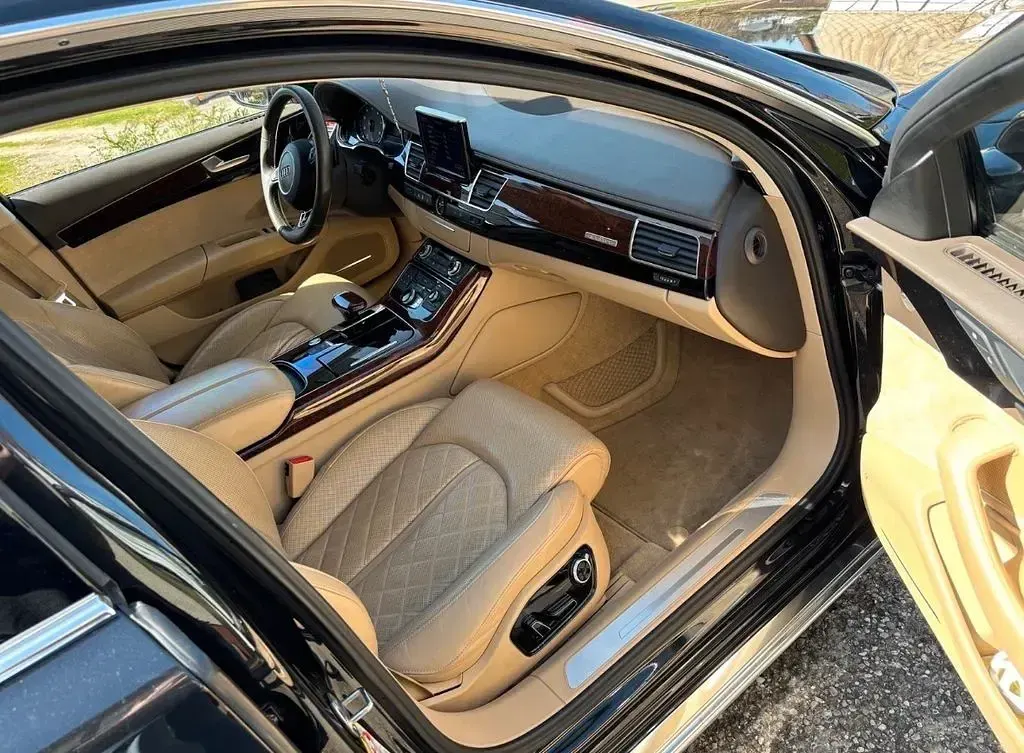 Gebraucht Audi A8 290 PS (213 kW) 2012 Schwarz Limousine