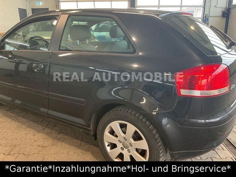 Gebraucht Audi A3 Ambiente 102 PS (75 kW) 2005 Schwarz Kleinwagen