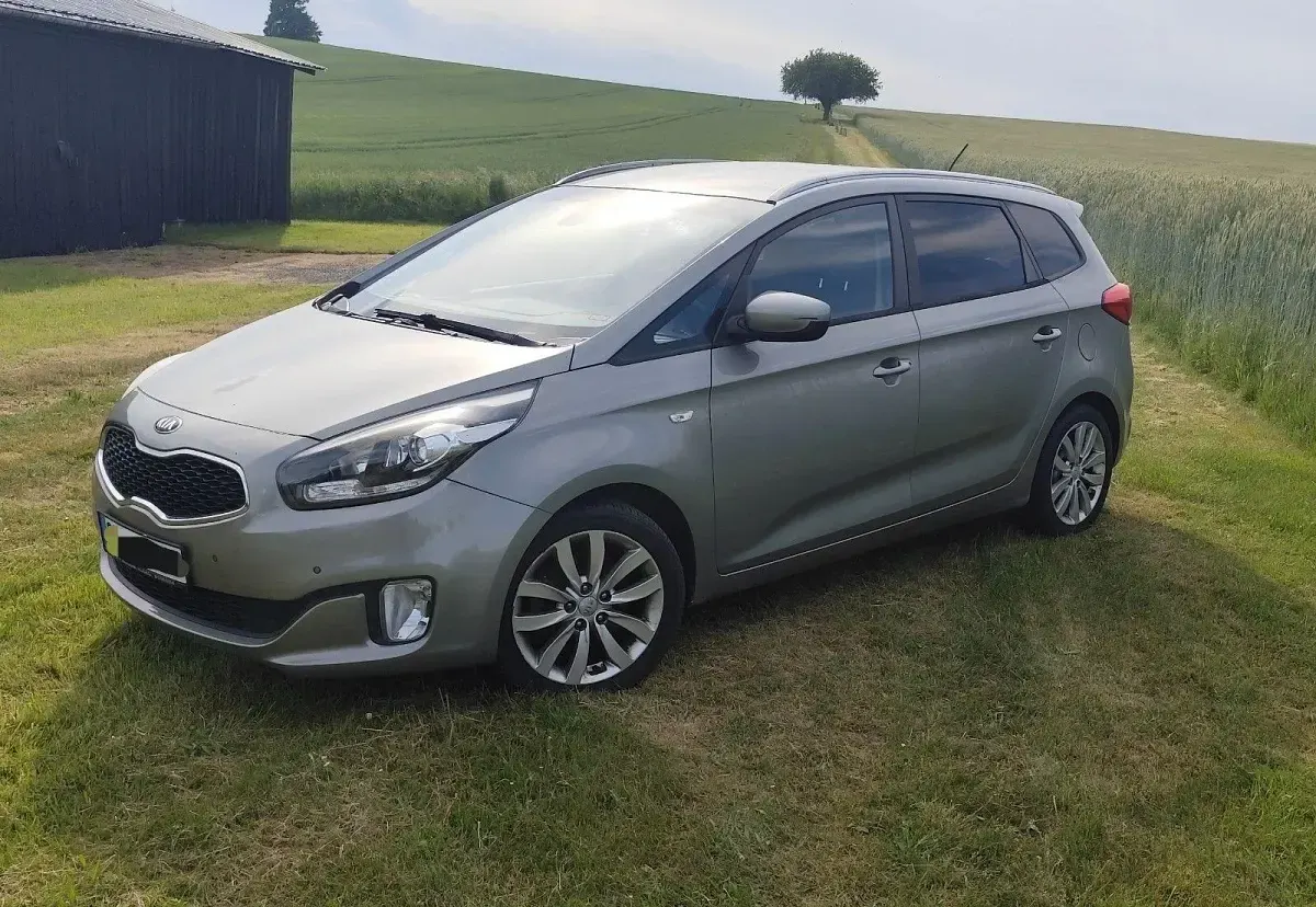 Gebraucht Kia Carens DREAM-TEAM Edition 116 PS (85 kW) 2015 Grau Van / Kleinbus