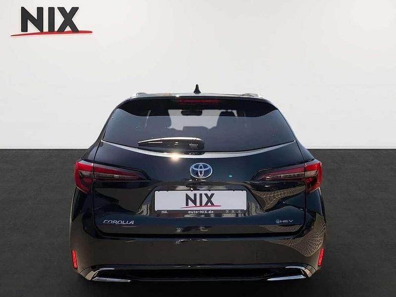 Neu Toyota Corolla 196 PS (144 kW) 2025 Black mica / ink Kombi
