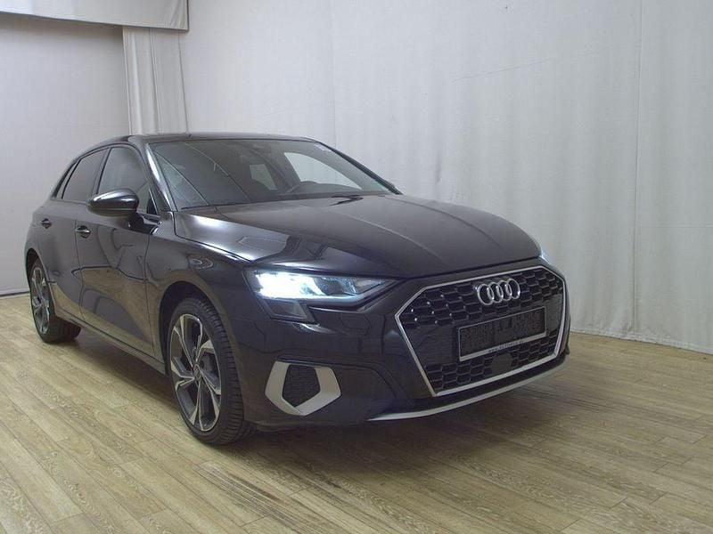 Gebraucht Audi A3 Sport 204 PS (150 kW) 2021 Mythosschwarz metallic Limousine