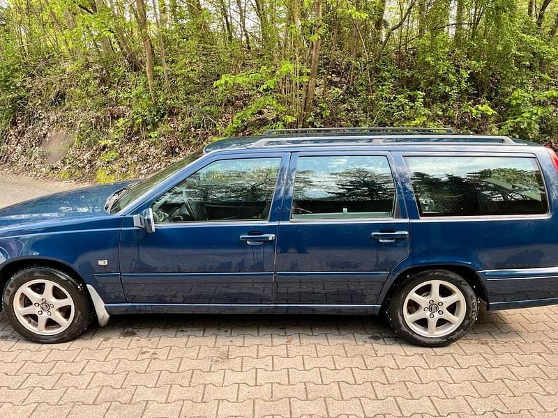 Occasion Volvo V70 144 ch (105 kW) 1998 Bleue Break