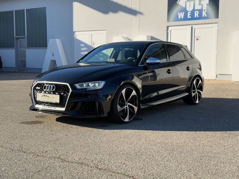 Schwarz Gebraucht 2019 Audi RS3 Sportback Sport Kleinwagen | 34.900 € (Superpreis) - Bild 1/4