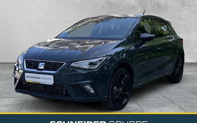 Blau Neu 2025 Seat Ibiza Black Edition Limousine | 29.550 € (Etwas zu teuer) - Bild 1/4