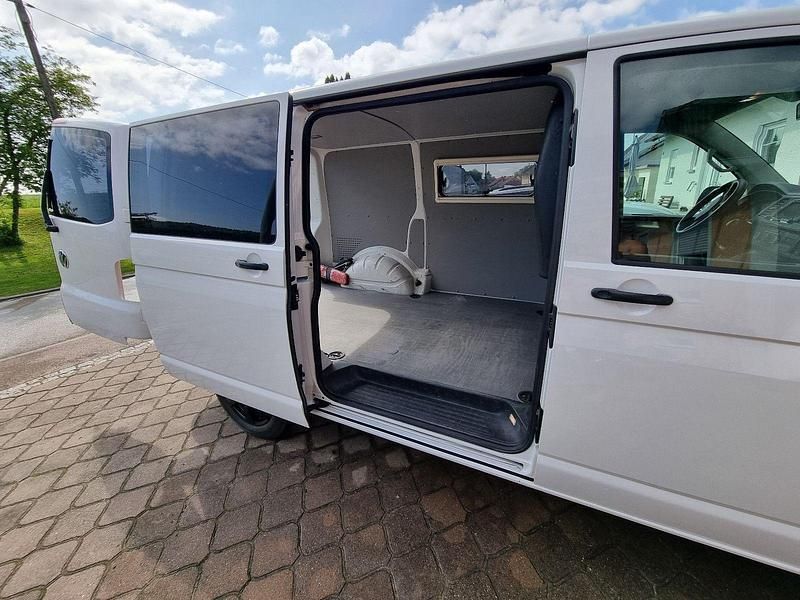 Second-hand VW Transporter 150 CP (110 kW) 2017 Alb Van