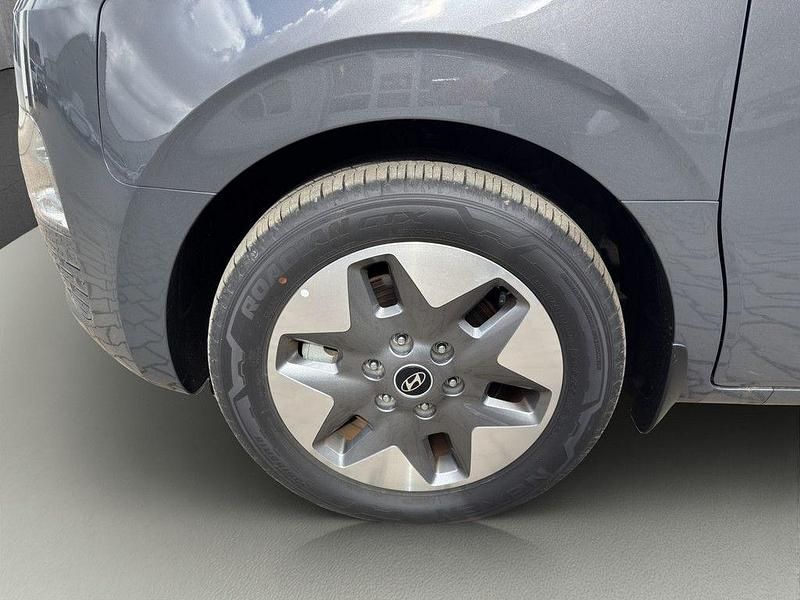Neu Hyundai Staria Trend 224 PS (164 kW) 2026 Grau Van / Kleinbus
