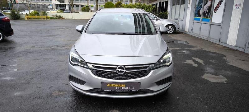 Gebraucht Opel Astra Edition 105 PS (77 kW) 2016 Silber Kombi