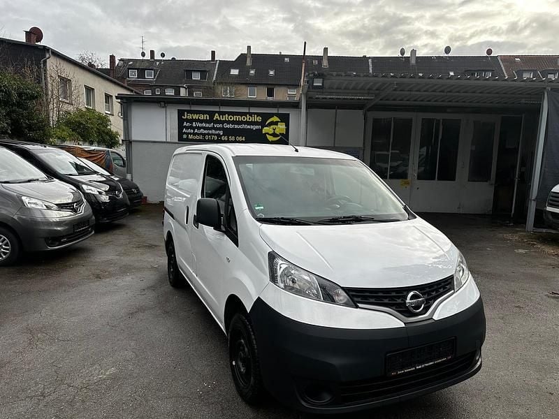 Weiß Gebraucht 2013 Nissan NV200 Van / Kleinbus | 5.490 € (Fairer Preis) - Bild 1/4