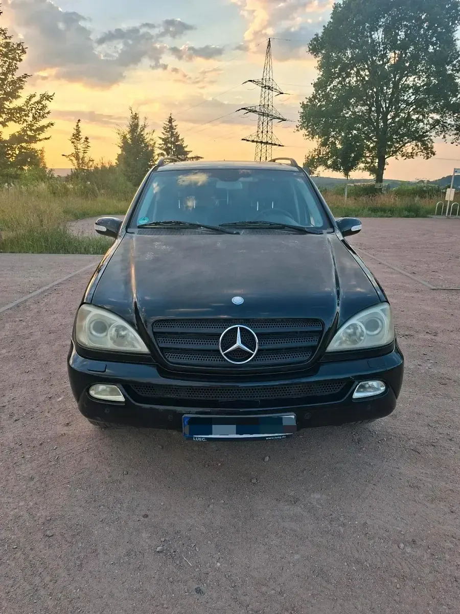 Gebraucht Mercedes ML270 163 PS (119 kW) 2004 SUV