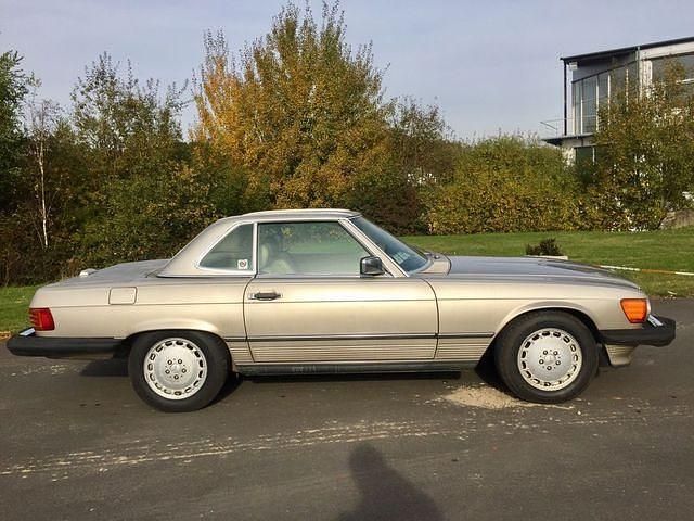 Gebraucht Mercedes 560 314 PS (230 kW) 1989 Grau Cabrio
