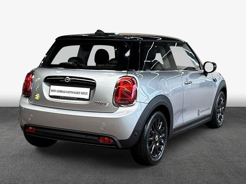 Gebraucht Mini Cooper SE Classic 135 kW (184 PS) 2025 Silber Kleinwagen