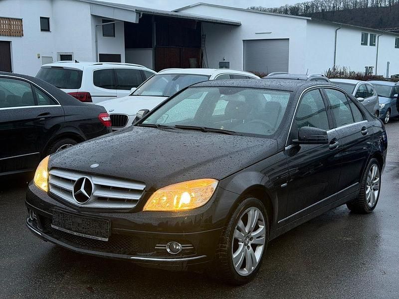 Gebraucht Mercedes C220 170 PS (125 kW) 2009 Schwarz Limousine