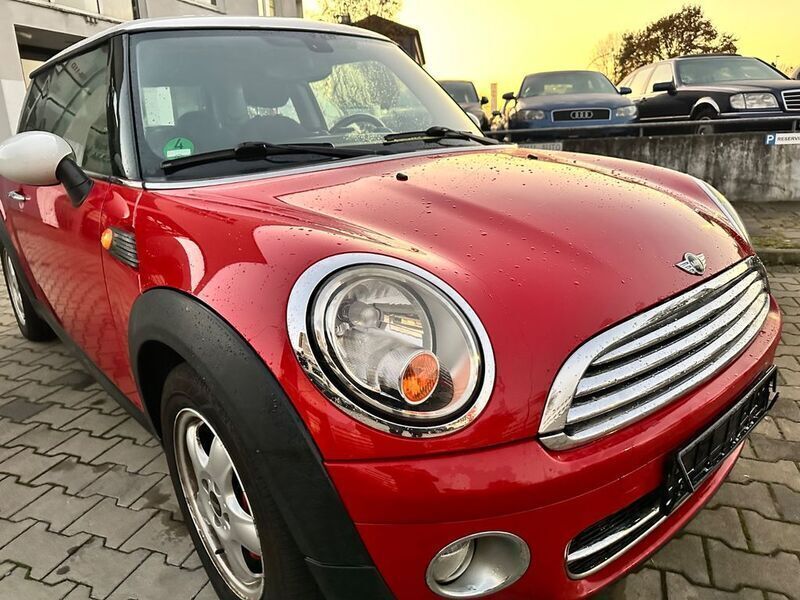 Rot Gebraucht 2009 Mini Cooper D Pepper Kleinwagen | 2.990 € (Superpreis) - Bild 1/4