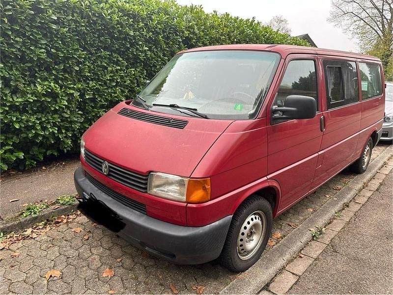 Second-hand VW Transporter 116 CP (85 kW) 2002 Roșu Van