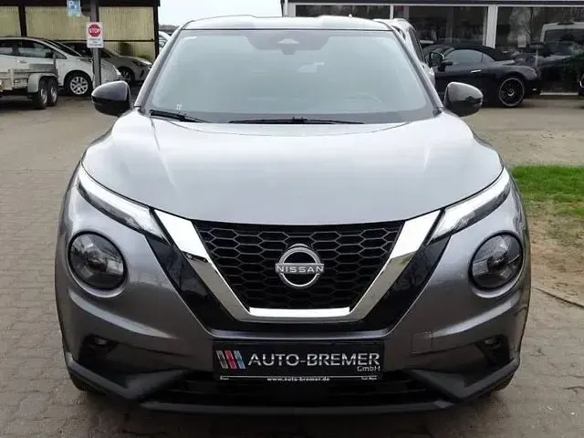 Gebraucht Nissan Juke N-Connecta 114 PS (83 kW) 2025 Dark grey/black (metallic) SUV