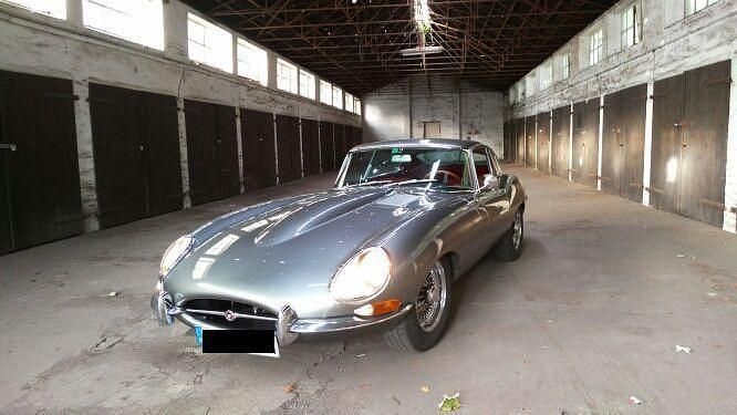 Silber Gebraucht 1965 Jaguar E-Type Coupé | 139.000 € - Bild 1/4
