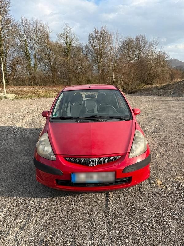 Gebraucht Honda Jazz 78 PS (57 kW) 2005 Rot Kleinwagen