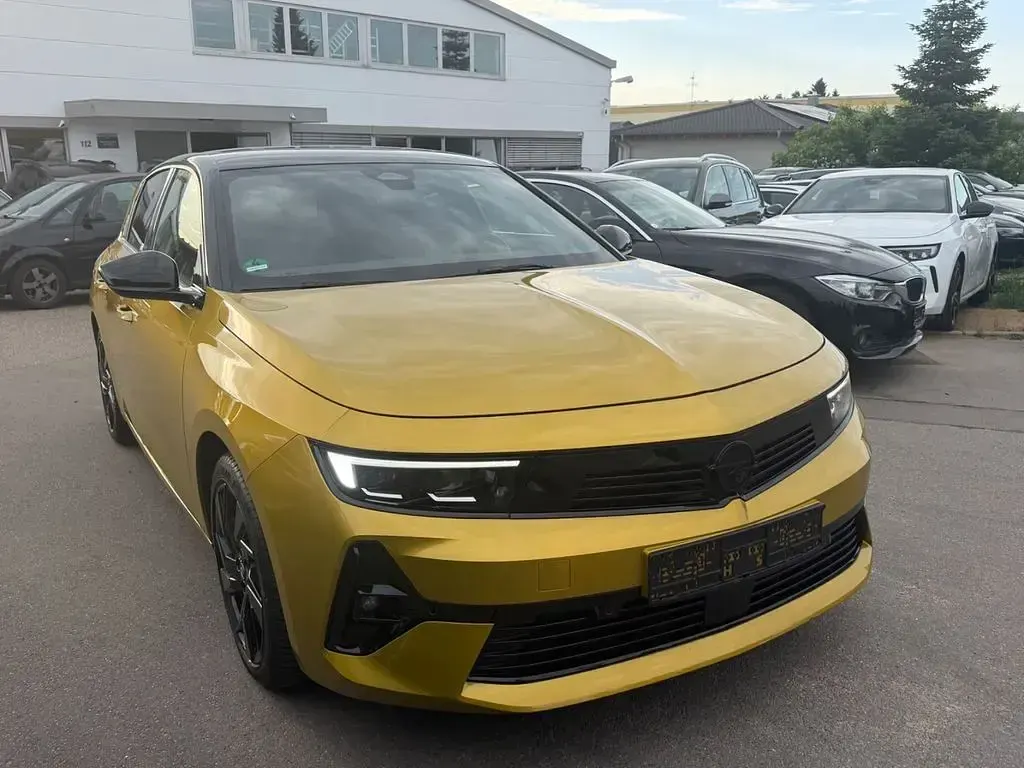 Gebraucht Opel Astra GS Line 150 PS (110 kW) 2023 Gelb Kleinwagen