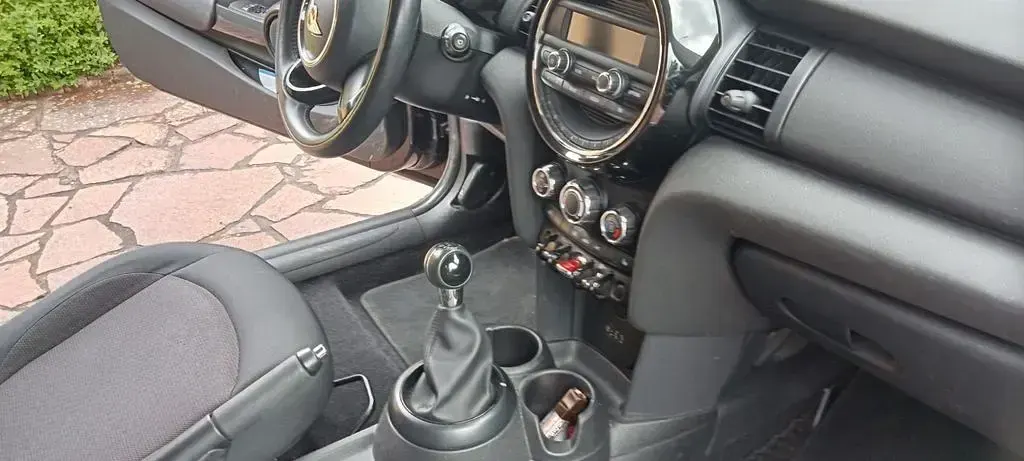 Occasion Mini ONE 102 PK (75 kW) 2016 Zwart Hatchback