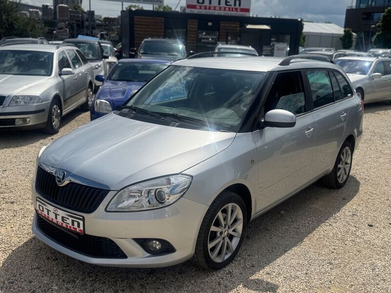 Silber Gebraucht 2014 Skoda Fabia Ambition Kombi | 4.490 € (Etwas zu teuer) - Bild 1/4