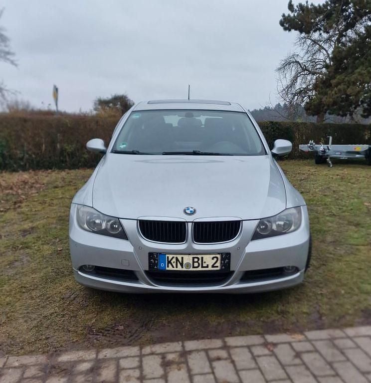 Gebraucht BMW 320 177 PS (130 kW) 2007 Silber Kombi