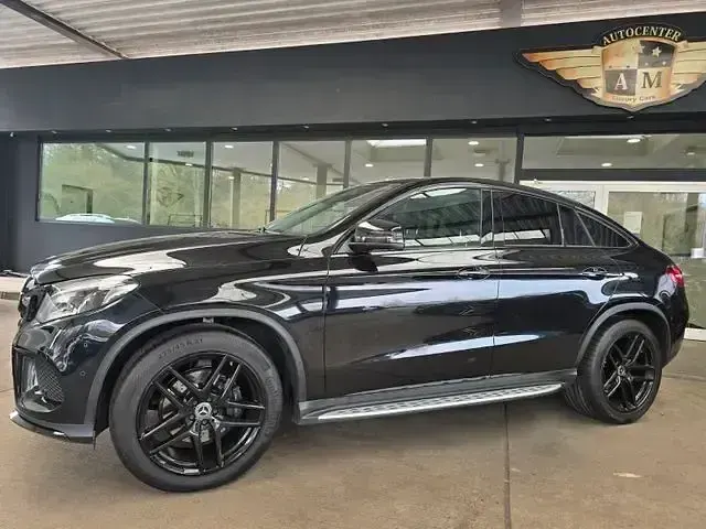 Gebraucht Mercedes GLE350 AMG line 258 PS (189 kW) 2020 Obsidianschwarz (metallic) SUV