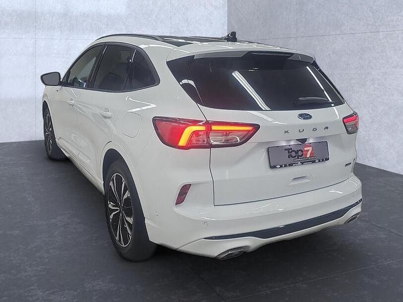 Gebraucht Ford Kuga ST-Line 224 PS (164 kW) 2022 Frostweiß SUV
