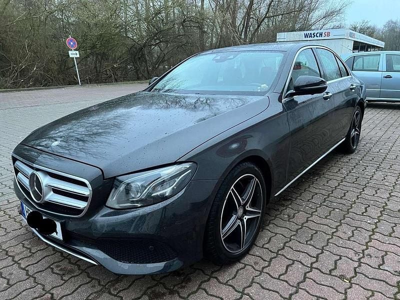 Second-hand Mercedes E350 258 CP (189 kW) 2016 Negru Berlinǎ