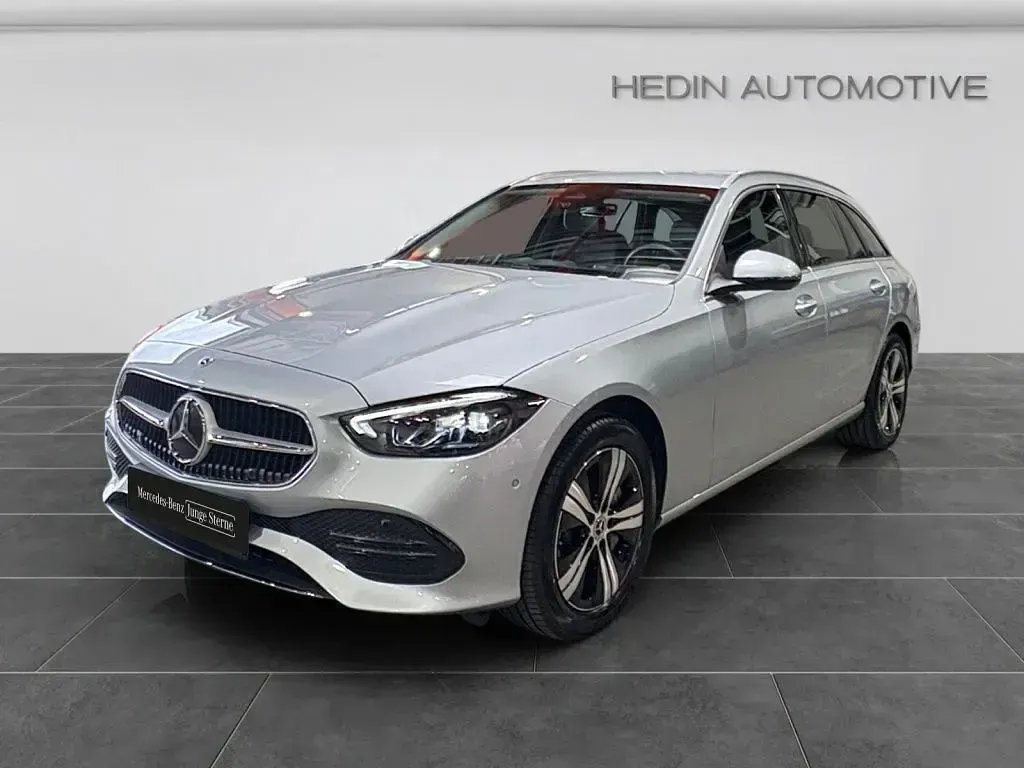 Gebraucht Mercedes C300e Avantgarde 204 PS (150 kW) 2026 Silber Kombi