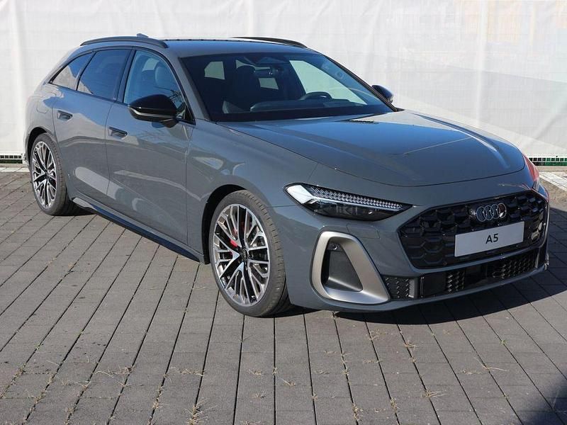 Gebraucht Audi A5 Ambiente 204 PS (150 kW) 2024 Magnetgrau Coupé