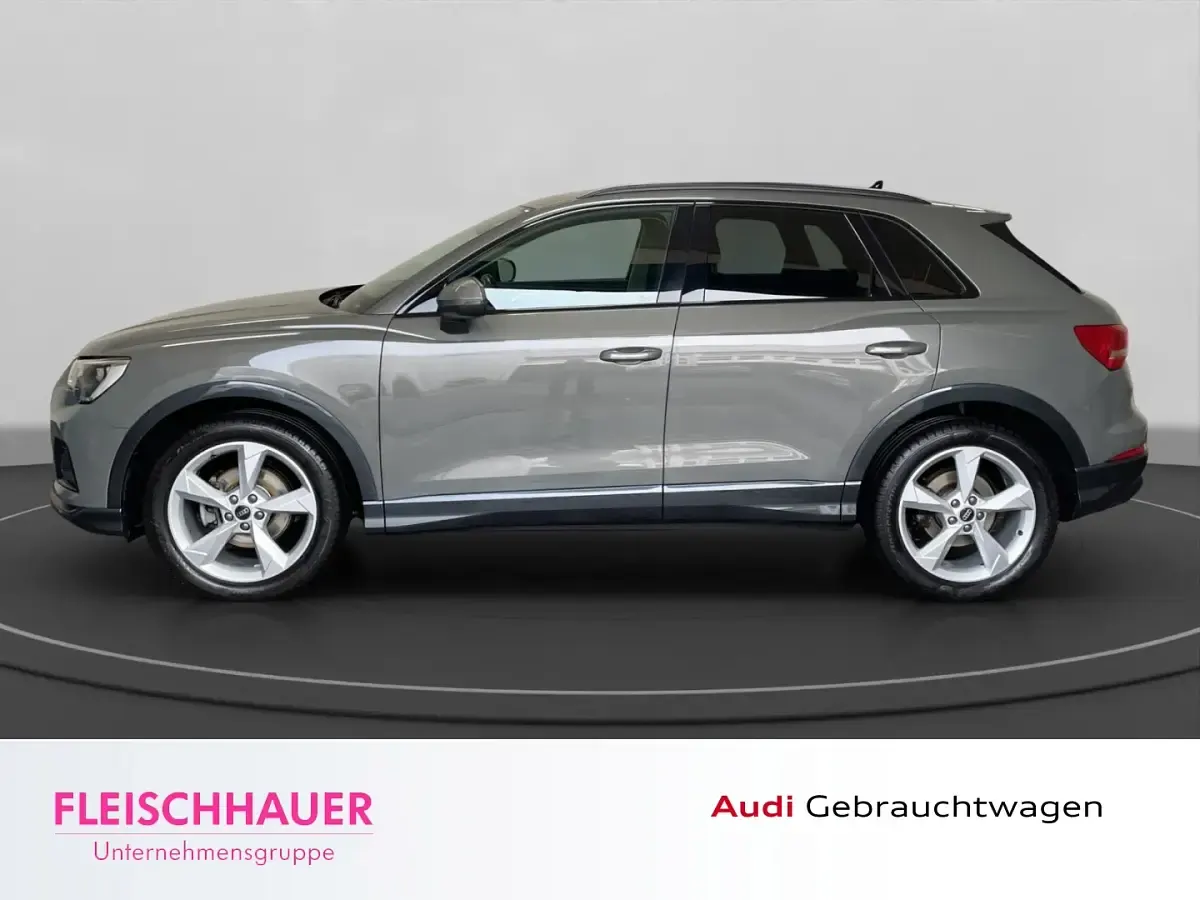 Second-hand Audi Q3 Advanced 150 CP (110 kW) 2022 Gri SUV