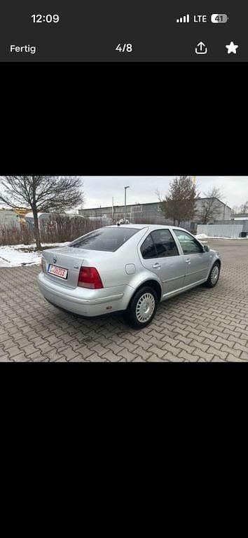 Gebraucht VW Bora Basis 101 PS (74 kW) 2003 Silber Limousine
