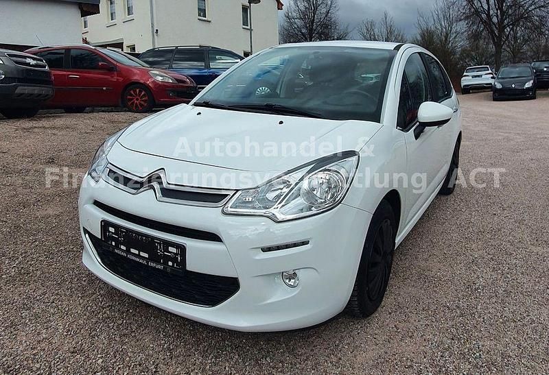 Gebraucht Citroën C3 PureTech 68 PS (50 kW) 2016 Weiß Limousine