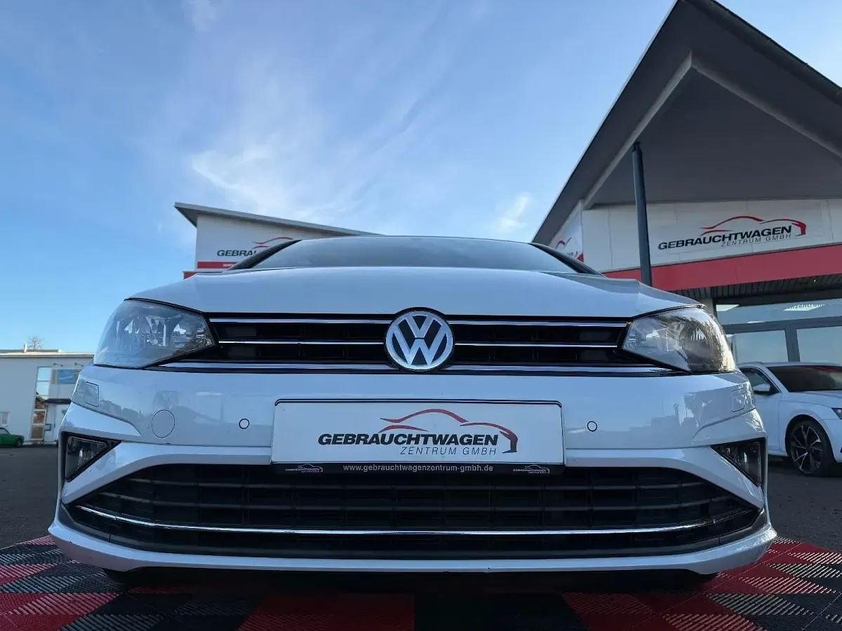 Gebraucht VW Golf Sportsvan Join 150 PS (110 kW) 2019 Weiß Van / Kleinbus