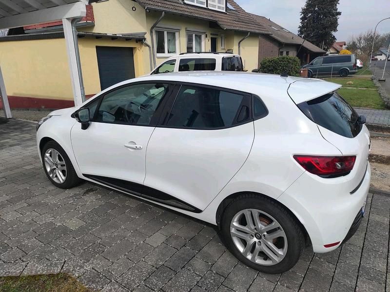 Gebraucht Renault Clio IV Collection 76 PS (55 kW) 2019 Weiß Kleinwagen