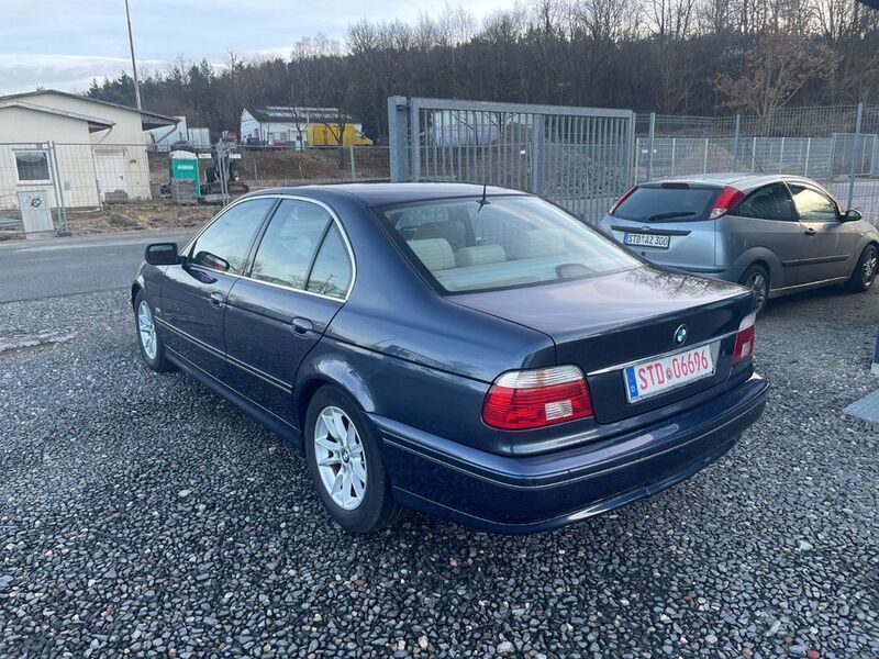 Gebraucht BMW 525 Exclusive 192 PS (141 kW) 2002 Blau Limousine