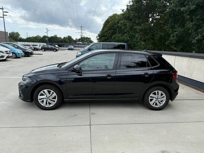 Gebraucht VW Polo 110 PS (80 kW) 2022 Schwarz Kleinwagen
