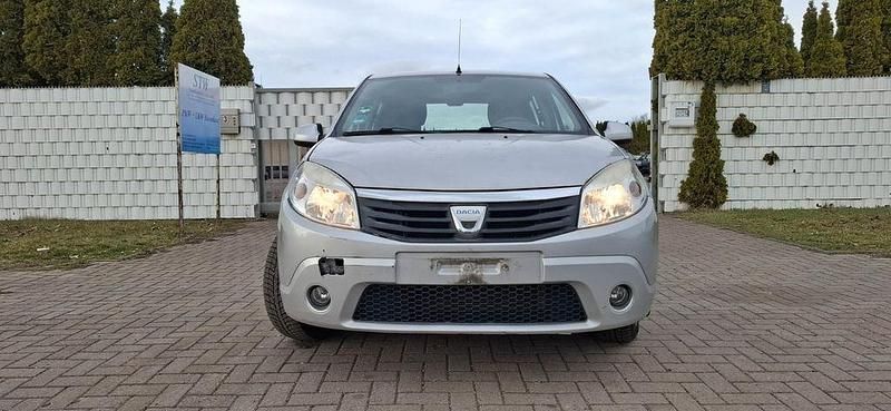 Gebraucht Dacia Sandero Lauréate 75 PS (55 kW) 2008 Grau Kleinwagen