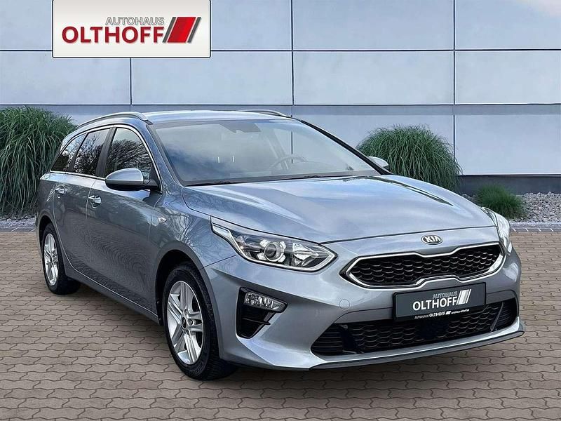 Gebraucht Kia Ceed Sportswagon Vision 140 PS (102 kW) 2021 Lunarsilber met. Kombi