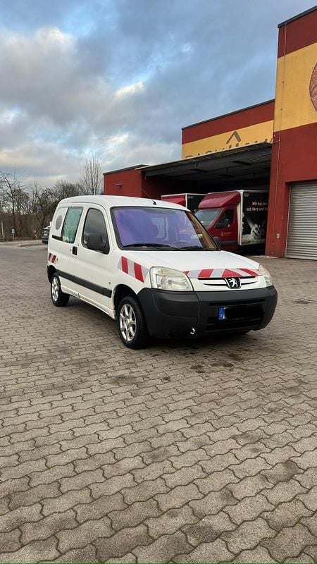 Weiß Gebraucht 2009 Peugeot Partner Van / Kleinbus | 2.750 € (Fairer Preis) - Bild 1/4